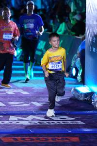 BIB: 4927
                            <button type="button" onclick="openModal(26224673)" class="btn btn-primary btn-sm float-right btn-popup" data-toggle="modal" data-target=".modal-high-quality">
                        <i class="fas fa-shopping-cart"></i> Add to Cart
                    </button>
                                            <button type="button" onclick="isThisMe(26224673, true)" class="btn btn-success btn-sm float-right btn-popup btn-isme hidden" data-toggle="tooltip" data-placement="bottom" title="นี่คือรูปของคุณใช่ไหม คลิกที่นี่เพื่อเอาเข้าอัลบั้ม">
                        <i class="fas fa-plus"></i> Add to album
                    </button>
                    <button type="button" onclick="isThisMe(26224673, false)" class="btn btn-warning btn-sm float-right btn-popup btn-isnotme hidden">
                        <i class="fas fa-ban"></i> Remove from album
                    </button>